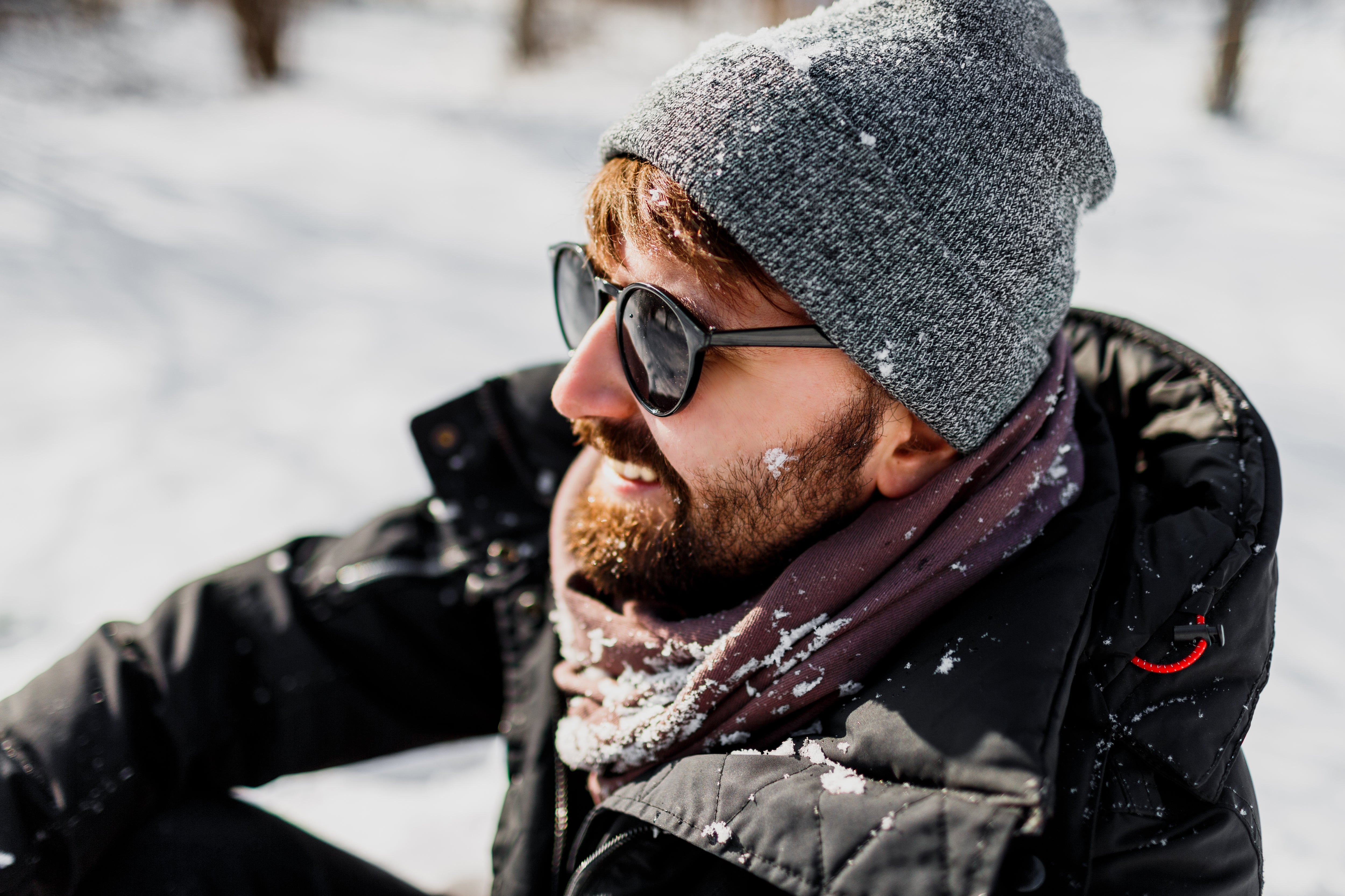 How to Prevent a Dry and Flaking Beard in the Winter